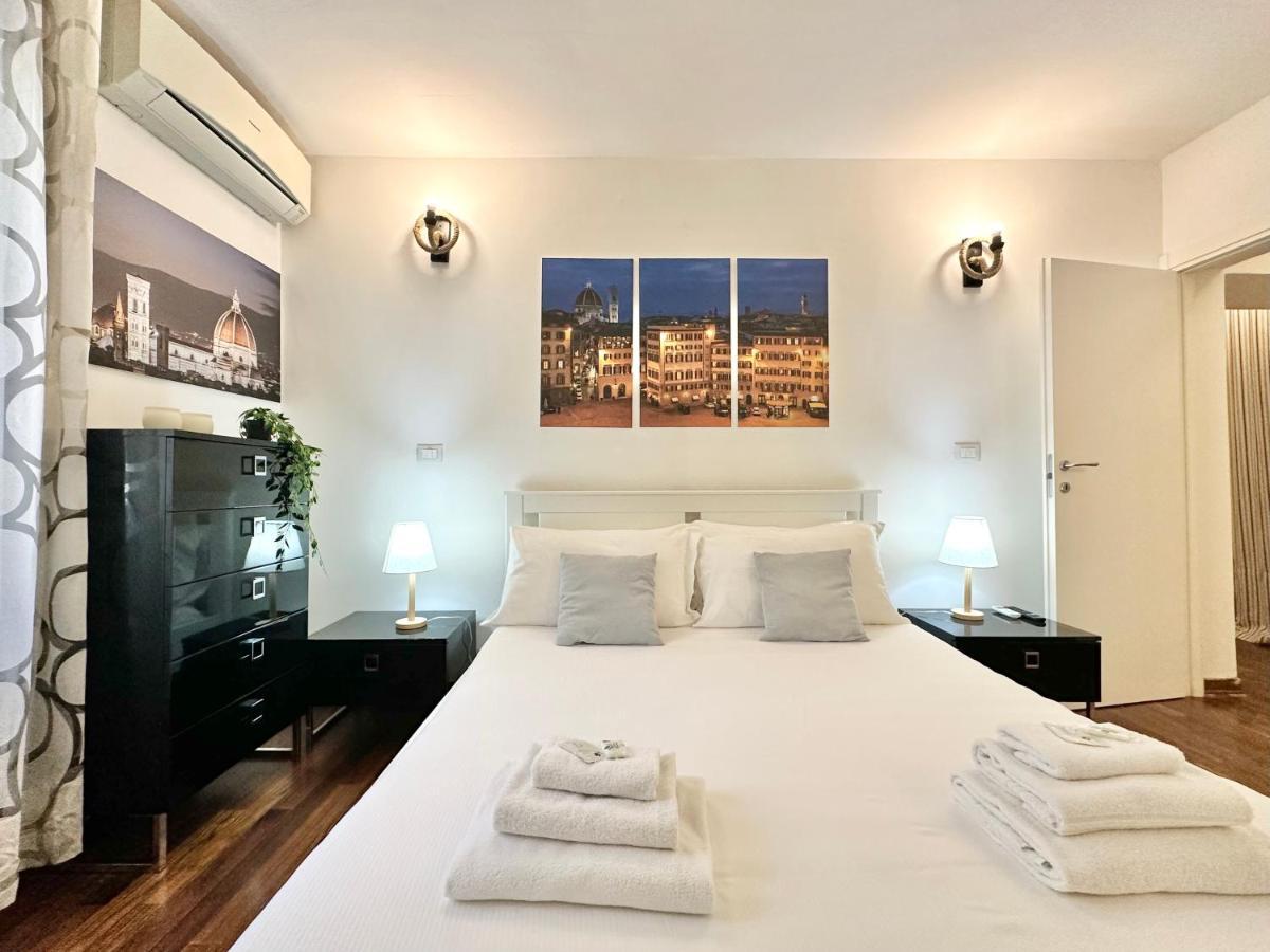 A 2 Passi Dal Duomo Con Parcheggio E 3 Camere 佛罗伦萨 外观 照片