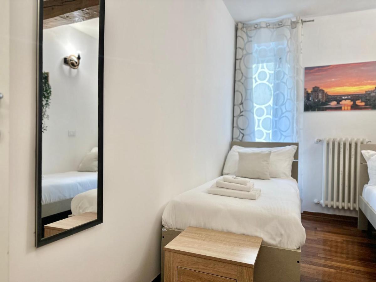 A 2 Passi Dal Duomo Con Parcheggio E 3 Camere 佛罗伦萨 外观 照片