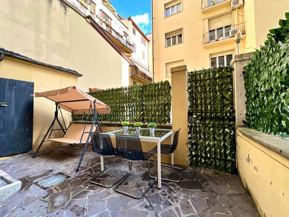 A 2 Passi Dal Duomo Con Parcheggio E 3 Camere 佛罗伦萨 外观 照片